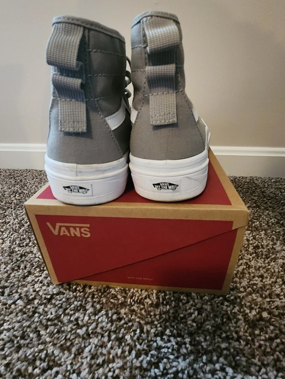 Vans High-Top Shoes in Light Gray